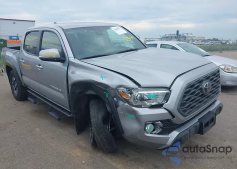 2020 Toyota Tacoma Trd Off-Road z USA, uszkodzony, nr VIN 3TMCZ5AN1LM349728